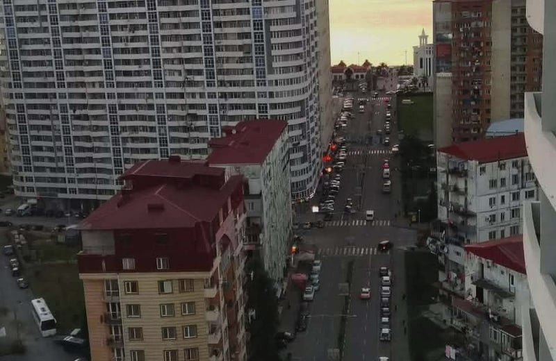 Долгосрочная аренда просторной квартиры 100 м² с видом на горы и море, Батуми, Грузия