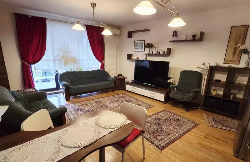 Location longue durée d’un appartement de 2 pièces, 75 m², à Bucarest, Roumanie