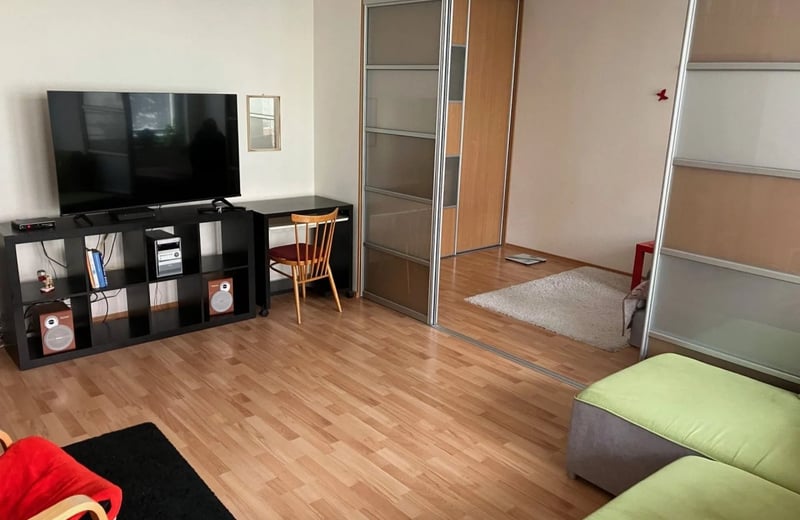 Apartamento 70m² en alquiler cerca del estadio Ondreja Nepelu, Bratislava, Eslovaquia