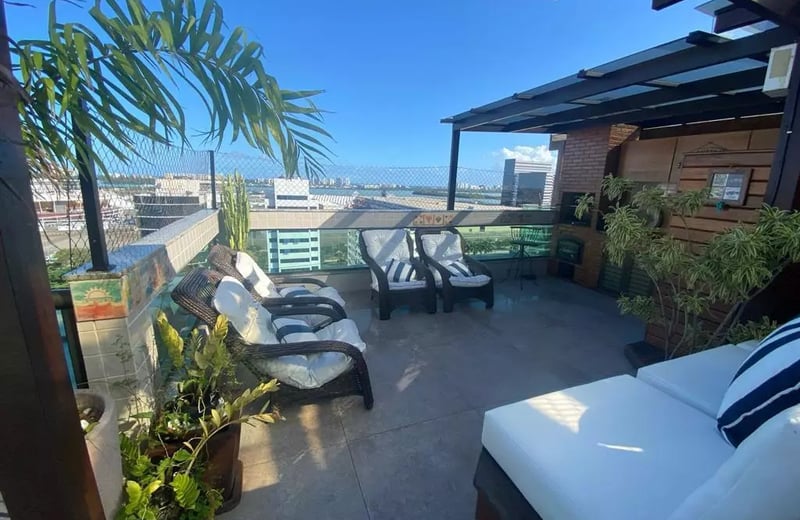 Alquiler a largo plazo de un ático tríplex, 185 m², en Barra da Tijuca, Río de Janeiro, Brasil