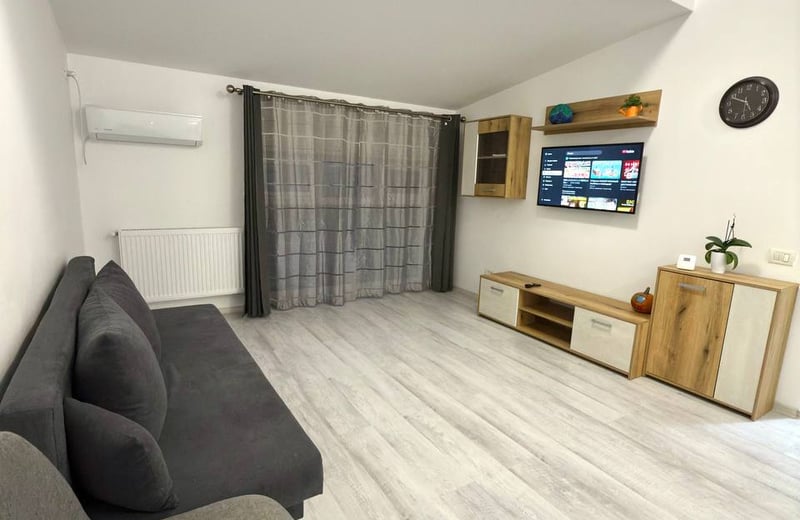 Rent of a comfortable 3-room apartment, Bucharest, Sector 6, Romania