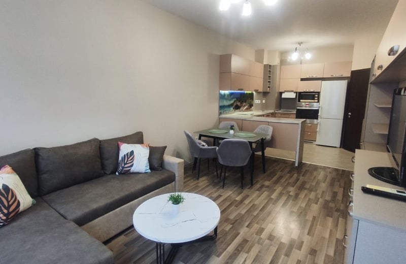 Rent of a comfortable furnished 2-room apartment, Briz, Varna, Bulgaria