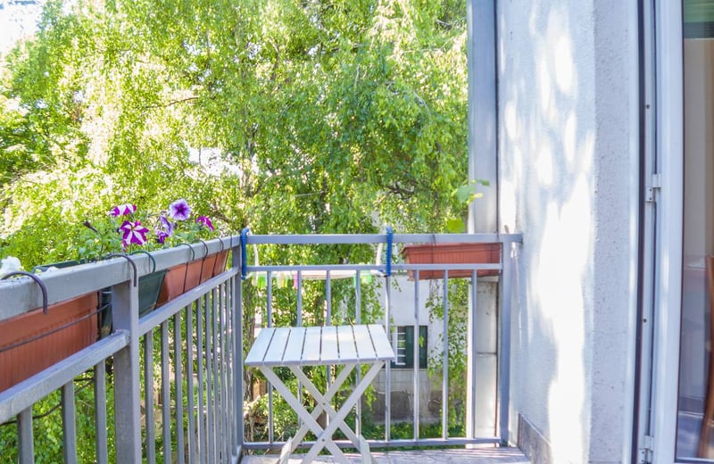 Miete einer hellen komfortablen 1-Zimmer-Wohnung, 32 m², nahe dem Stadtzentrum, Belgrad, Serbien