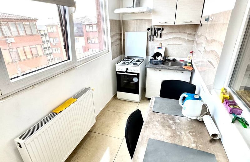 Miete einer gut ausgestatteten möblierten 2-Zimmer-Wohnung, Bukarest, Sektor 6, Rumänien