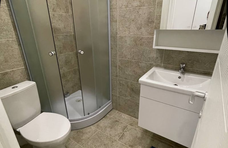 Аренда новой просторной 3-комнатной квартиры, 65 m², Бухарест, сектор 6, Румыния