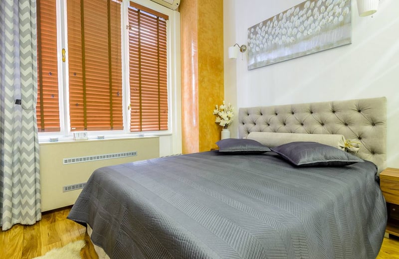 Rent of a furnished 2-room apartment, 30 m², Belgrade city center, Serbia