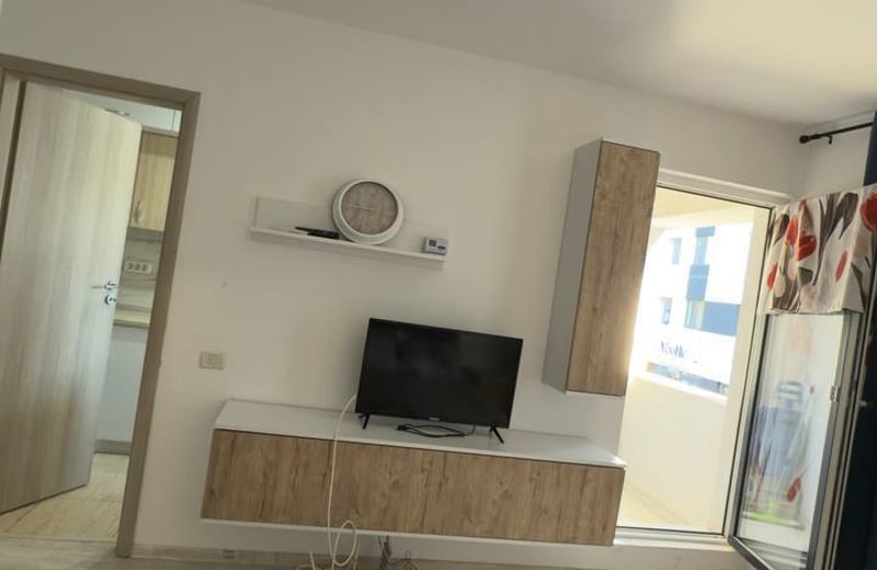 Alquiler de un moderno apartamento de 1 habitación, completamente amueblado, con cocina independiente y balcón, Bucarest, Sector 6, Rumanía