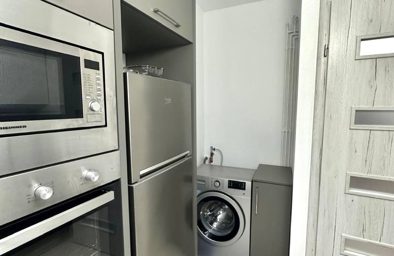 Rent of a cozy, comfortable 1-room apartment, Bucharest, Sector 6, Romania