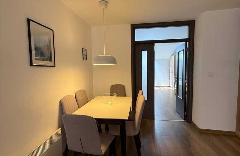 Rent of a spacious, two-level, 3-room apartment, 80 m², Belgrade city center, Serbia