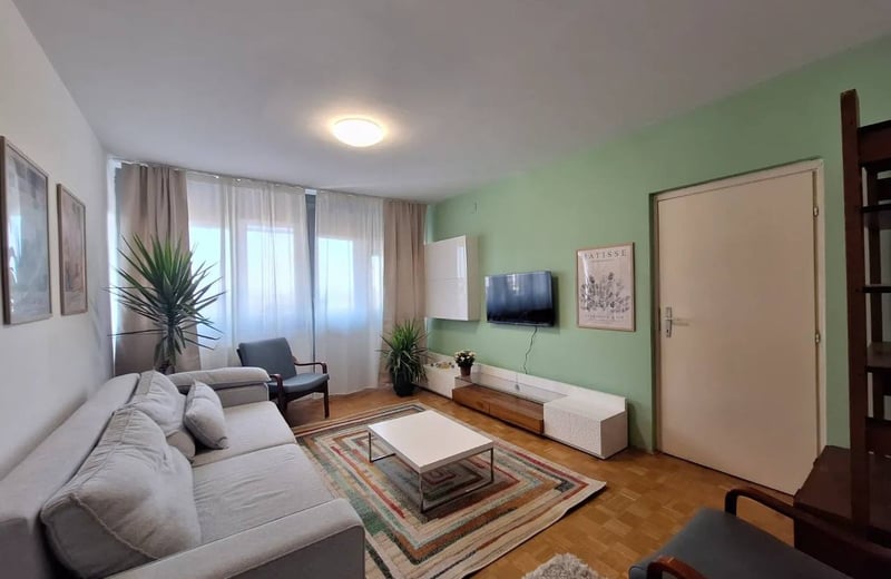 Alquiler de un acogedor apartamento de 2 habitaciones, 58 m², Zemun, Belgrado, Serbia