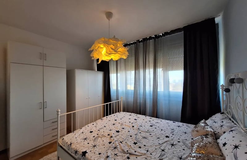 Alquiler de un acogedor apartamento de 2 habitaciones, 58 m², Zemun, Belgrado, Serbia