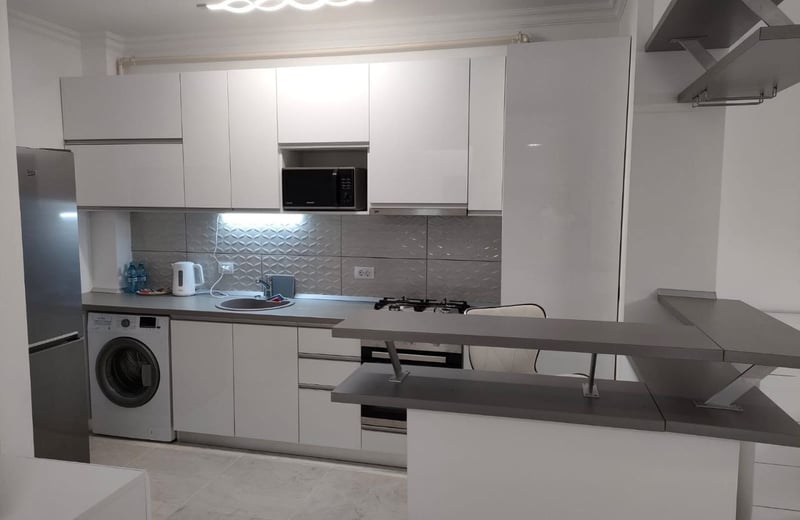 Rent of comfortable, furnished 2-room apartments, 52 m², Mamaia, Constanța, Romania