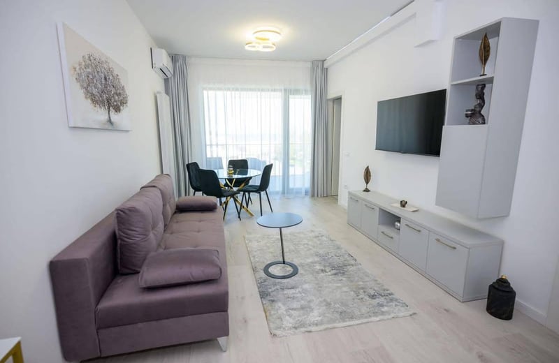 Rent of spacious, furnished 3-room apartments, 75 m², Mamaia, Constanța, Romania