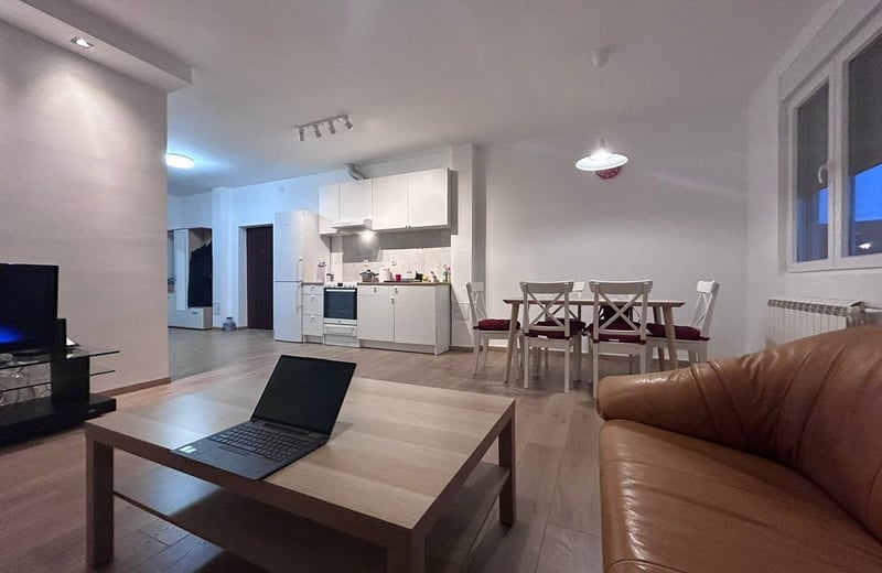 Location d’appartements meublés et spacieux de 3 pièces, 72 m², Višnjica, Belgrade, Serbie