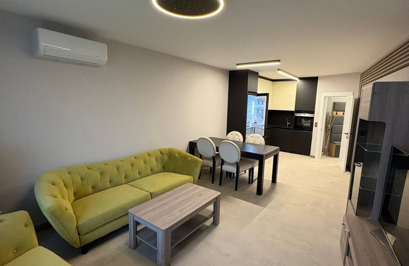 Rent of a furnished 3-room apartment, 100 m², Briz District, Varna, Bulgaria