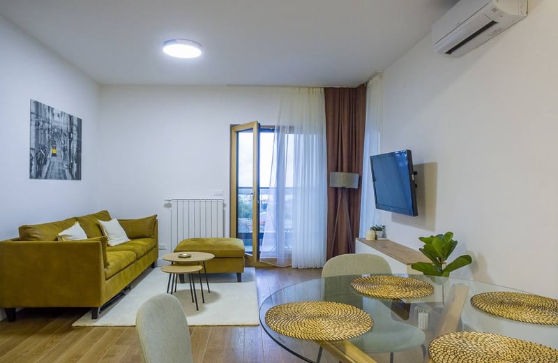 Location d’un appartement lumineux et meublé de 3 pièces, 69 m², Belgrade, Serbie