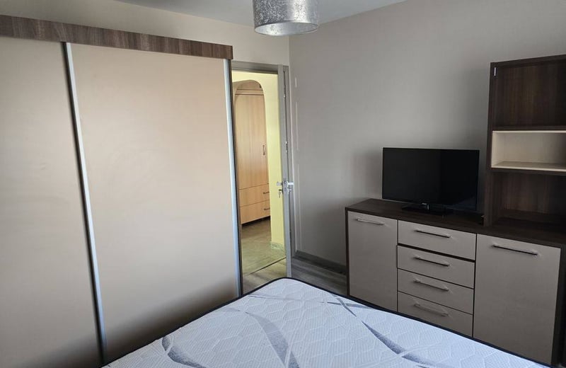 Rent of a furnished 2-room apartment, 50 m², Faleza Nord, Constanța, Romania