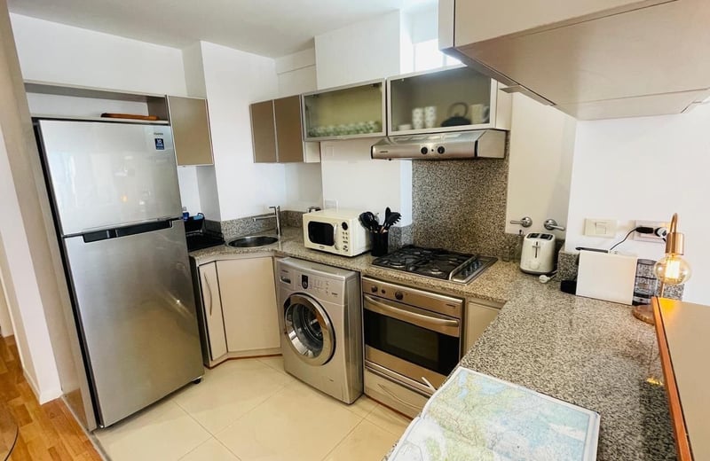 Miete eines hellen, möblierten Studios, Belgrano, Buenos Aires, Argentinien