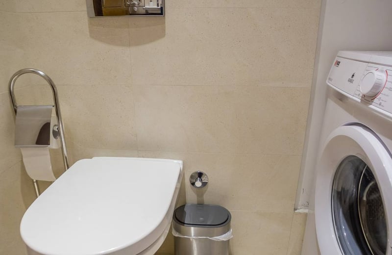 Alquiler de un apartamento acogedor de tres habitaciones de 74 m² en el centro de la ciudad, Belgrado, Serbia