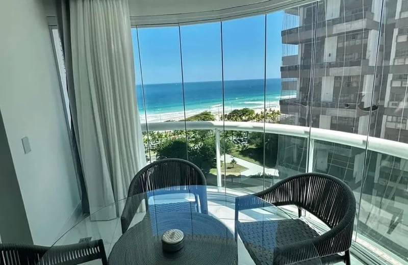 Alquiler de un apartamento amueblado de una habitación con vista al océano, Barra da Tijuca, Río de Janeiro, Brasil