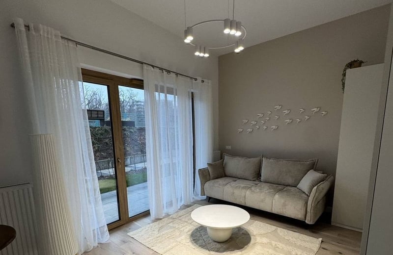 Alquiler de un apartamento de una habitación de 30 m², Szczepin, Breslavia, Polonia