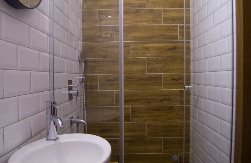 Miete einer gemütlichen 1-Zimmer-Wohnung, 47 m², mit großer Terrasse, Vračar, Belgrad, Serbien