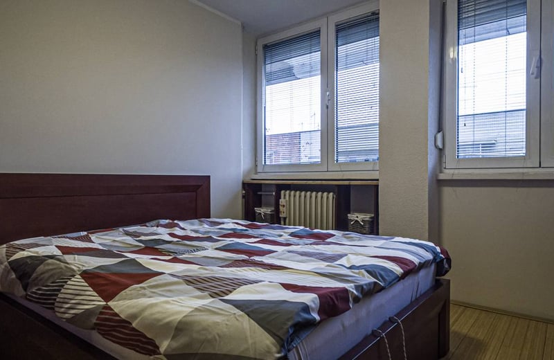 Alquiler de un apartamento cómodo de 2 habitaciones, 60 m², en Novi Beograd, Belgrado, Serbia