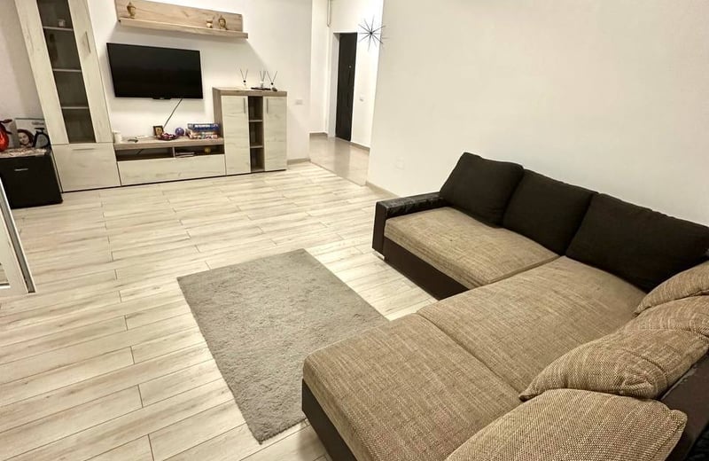 Rent of a spacious, comfortable 2-room apartment, Bucharest, Romania