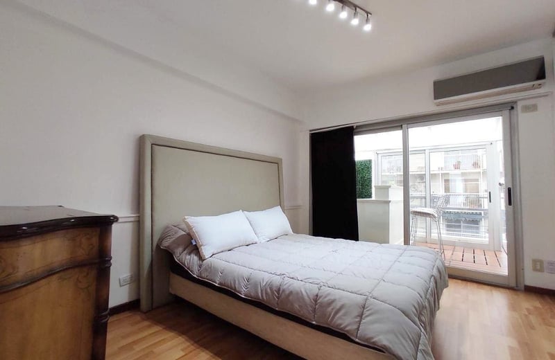 Alquiler de cómodo apartamento de 3 habitaciones 90 m², Las Cañitas, Buenos Aires, Argentina