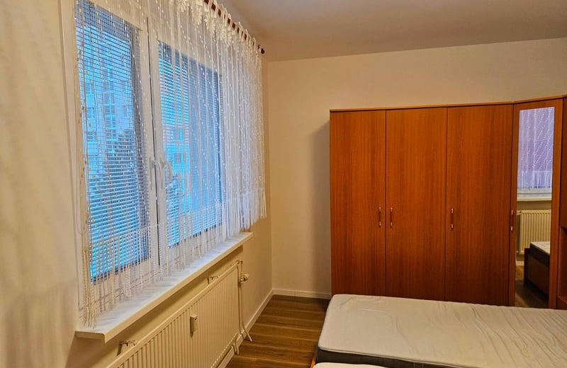 Alquiler de amplio apartamento de 3 habitaciones, Petržalka, Bratislava, Eslovaquia