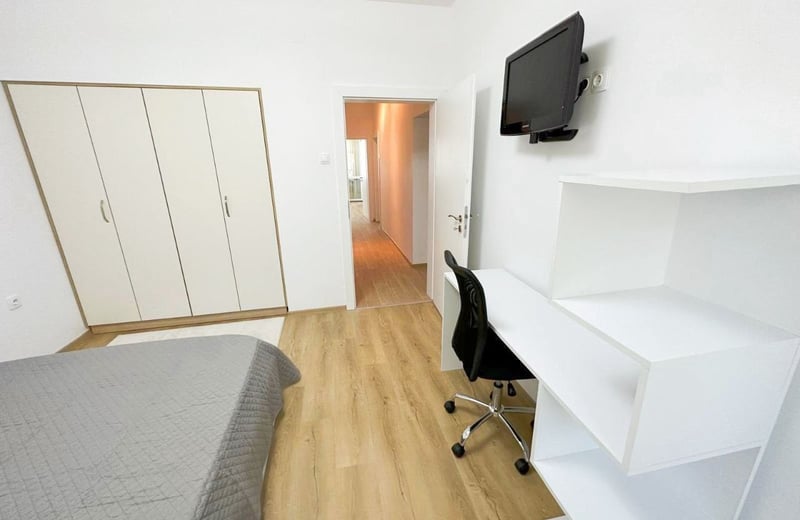 Аренда просторной 4-комнатной квартиры, Спортна зала, Варна, Болгария