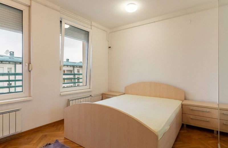 Rent of bright 3-room apartment 92 m², New Belgrade, Belgrade, Serbia