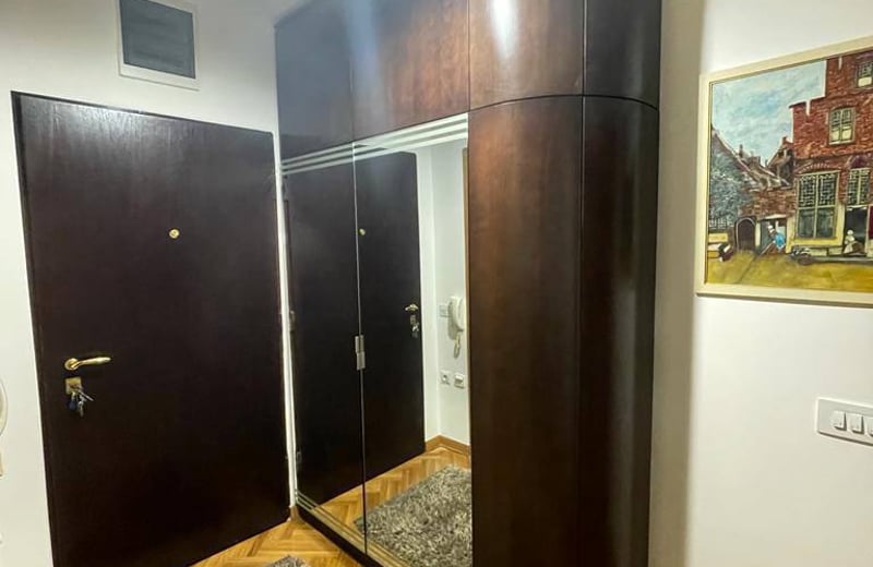 Location d’un appartement de 2 pièces 43 m² en centre-ville, Belgrade, Serbie