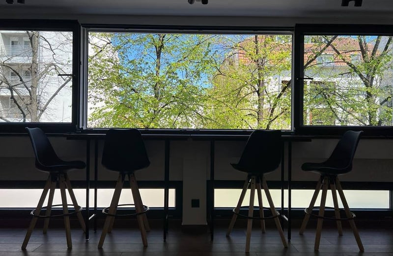 Rent of spacious designer 2-room apartment 58 m², Banovo Brdo, Belgrade, Serbia