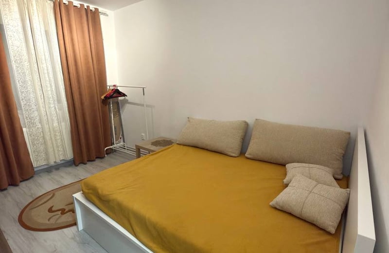 Rent of furnished, good 1-room apartment, Sector 6, Bucharest, Romania