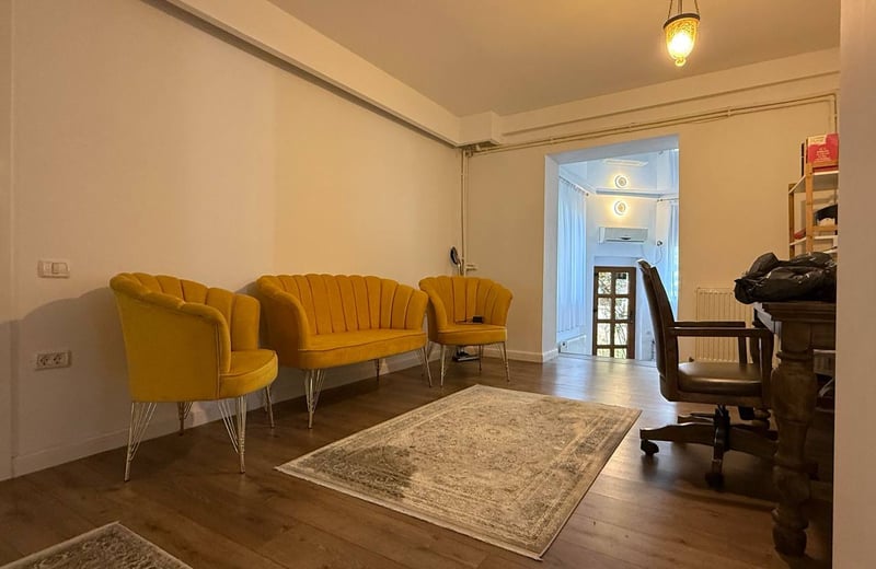 Rent of comfortable 3-room apartment with private entrance 100 m², Faleza Nord, Constanța, Romania