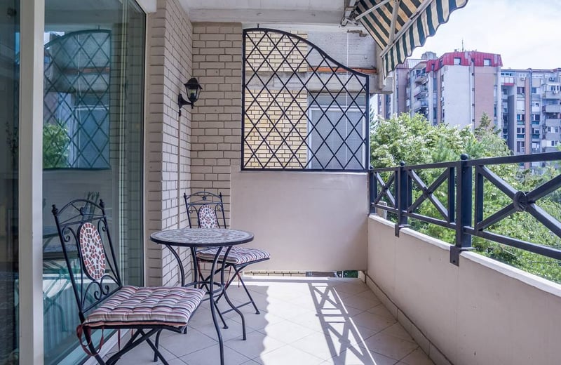 Location d’un appartement spacieux de 3 pièces 108 m² en centre-ville, Belgrade, Serbie