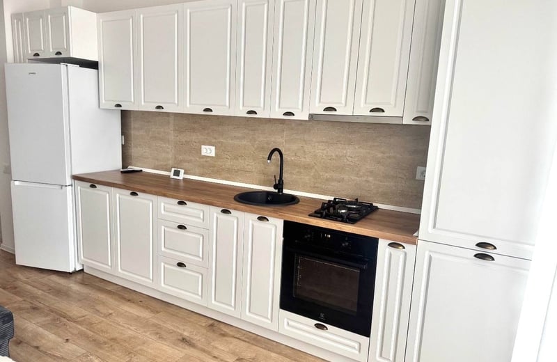 Location d’un appartement neuf et moderne, 50 m², avec balcon, Chiajna, Bucarest, Roumanie