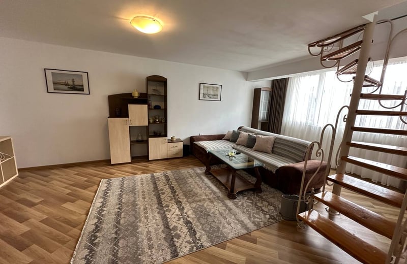 Аренда просторной меблированной 4-комнатной квартиры 156 м², Варна, Болгария