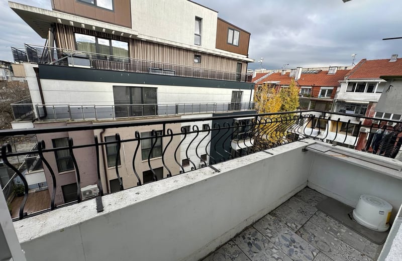 Аренда просторной меблированной 4-комнатной квартиры 156 м², Варна, Болгария