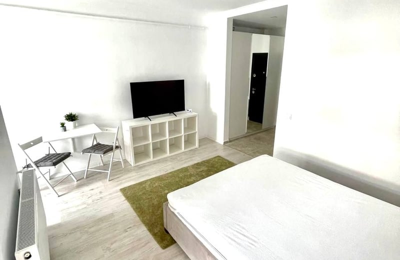 Alquiler de apartamento luminoso de 1 habitación con balcón, Bucarest, Chiajna, Rumanía