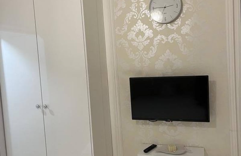 Rent of a bright 2-room apartment, 51 m², Vračar, Belgrade, Serbia