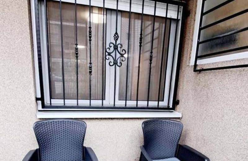 Alquiler de un apartamento acogedor de 2 habitaciones, 60 m², distrito Voždovac, Belgrado, Serbia