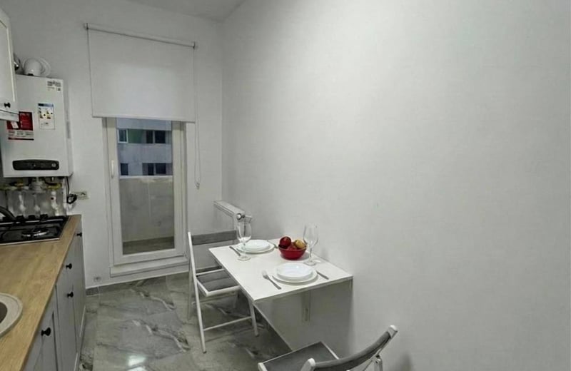 Alquiler de apartamento nuevo de 1 habitación con balcón y plaza de aparcamiento, Bucarest, Chiajna, Rumanía