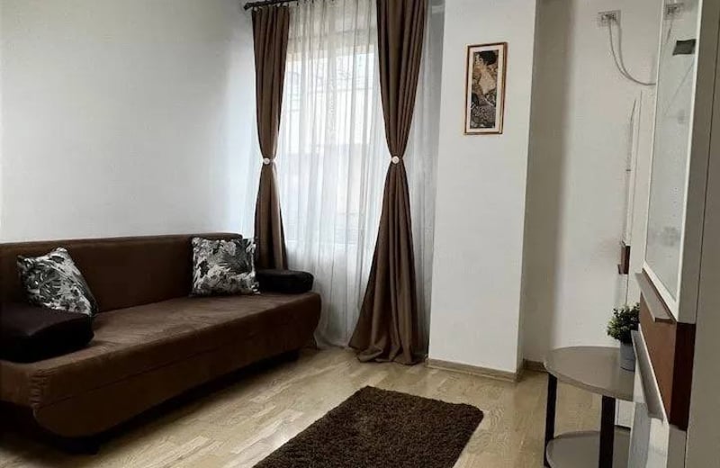 Rent of a cozy 2-room apartment, 52 m², with Dâmbovița River view, city center, Bucharest, Romania