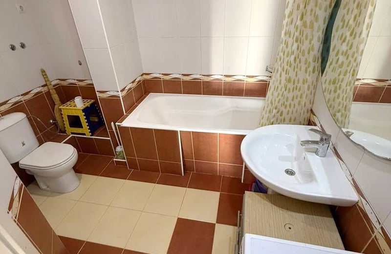 Rent of a cozy two-room apartment in the city center, Chișinău, Moldova