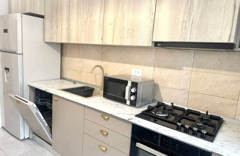 Аренда современной двухкомнатной квартиры, 60 м², район Grozavesti, Бухарест, Румыния