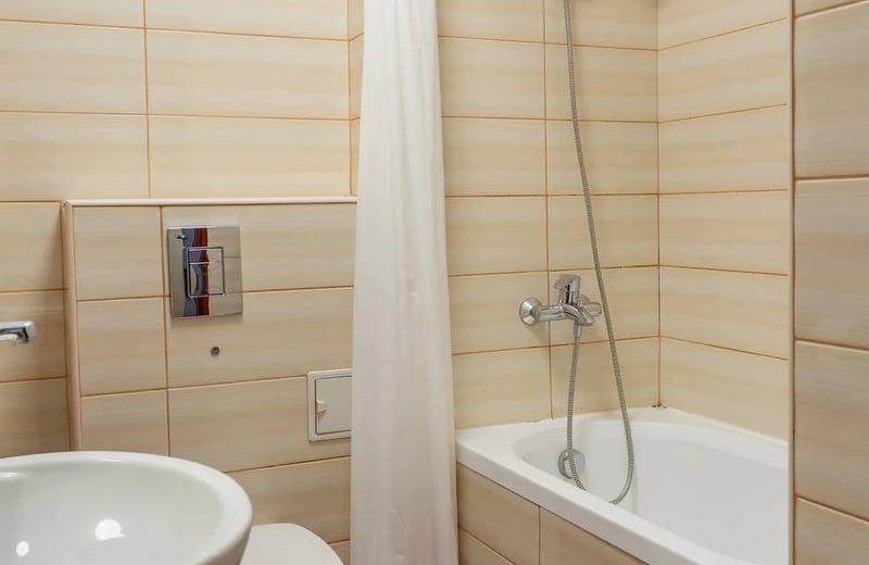 Аренда двухкомнатной квартиры с видом на город, 48 м², Бухарест, Румыния