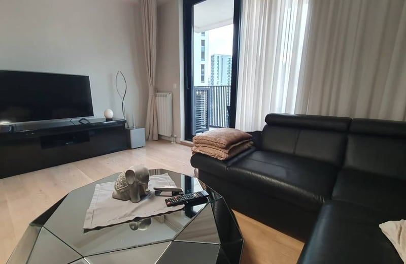 Аренда современной трёхкомнатной квартиры, 82 м², ЖК BW Metropolitan, Белград, Сербия