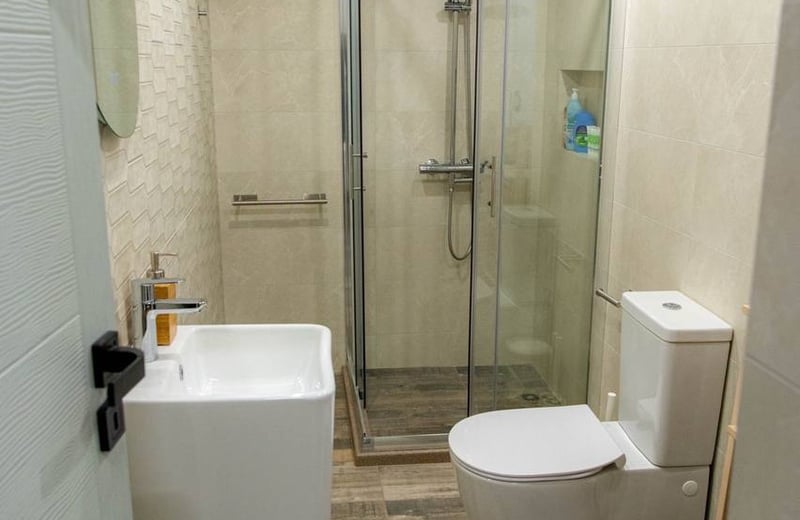 Rent of a luxury 4-room apartment with designer renovation in the city center, 107 m², Varna, Bulgaria